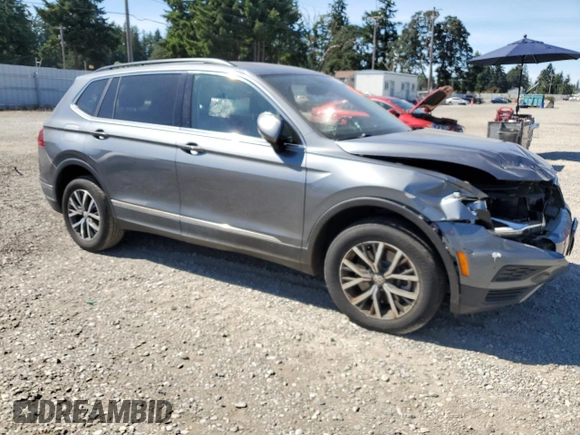 2018 Volkswagen Tiguan SEL с VIN 3VV2B7AX3JM221941, выставлен на аукционе Copart как лот 64656555 с пробегом Не указан миль и Списание • Salvage title. История ставок и продаж доступна на DreamBid. Изображение 4.
