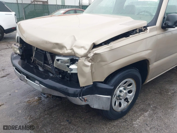 2006 Chevrolet Silverado 1500 Work Truck with VIN 1GCEC14VX6E115841, listed as a IAAI auction lot 41504420 with 316,978 mi miles. Bid and sale history available at carsss.com. Image 6.