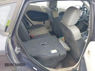 2013 Ford Fiesta S с VIN 3FADP4TJ3DM164974, выставлен на аукционе IAAI как лот 42448979 с пробегом 95 560 миль миль и . История ставок и продаж доступна на DreamBid. Изображение 8.