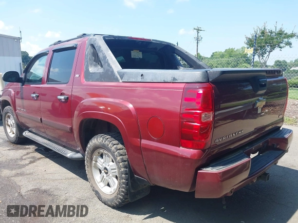 2008 Chevrolet Avalanche LS with VIN 3GNFK12398G190493, listed as a IAAI auction lot 42483068 with 211,675 mi miles and . Bid and sale history available at DreamBid. Image 3.