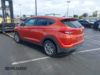 2016 Hyundai Tucson Sport with VIN KM8J33A20GU154428, listed as a IAAI auction lot 41722993 with 76,091 mi miles. Bid and sale history available at carsss.com. Image 3.