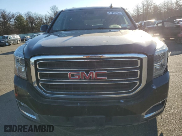 2017 GMC Yukon SLT with VIN 1GKS2BKC3HR198526, listed as a Copart auction lot 47212184 with 137,101 mi miles and Salvage Title. Bid and sale history available at carsss.com. Image 5.