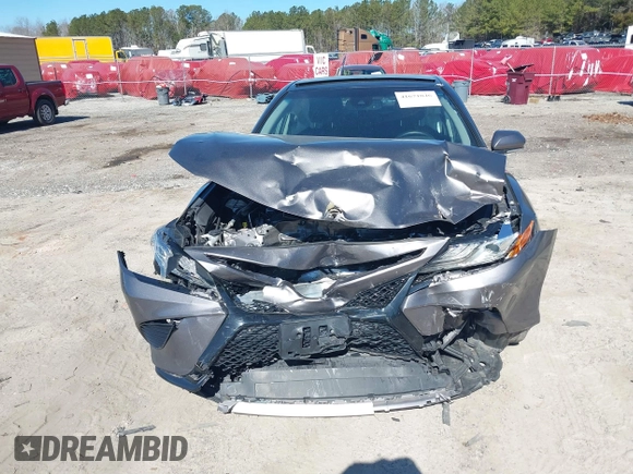 2019 Toyota Camry XSE with VIN 4T1B61HK1KU812353, listed as a IAAI auction lot 41671046 with 60,488 mi miles. Bid and sale history available at carsss.com. Image 6.