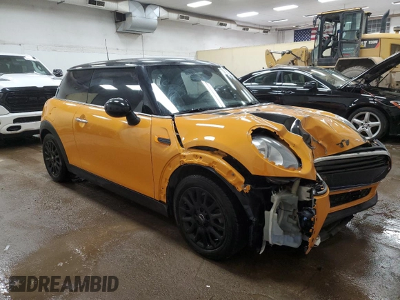 2017 MINI Hardtop Cooper с VIN WMWXP5C38H3C64588, выставлен на аукционе Copart как лот 56905495 с пробегом 49 401 миль миль и Чистый • Clean title. История ставок и продаж доступна на DreamBid. Изображение 4.