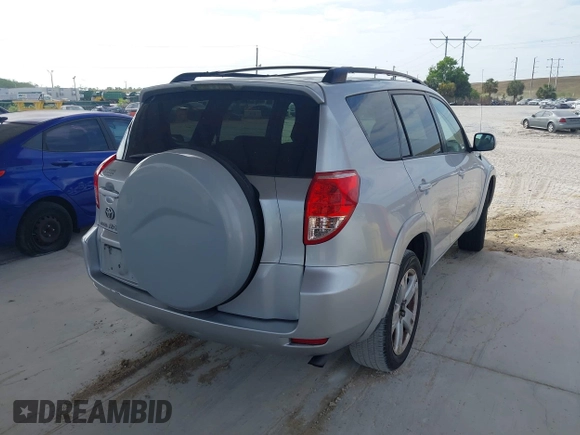 2007 Toyota RAV4 Sport with VIN JTMZD32VX76039045, listed as a IAAI auction lot 41934389 with 164,980 mi miles. Bid and sale history available at carsss.com. Image 4.