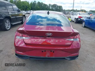 2023 Hyundai Elantra Limited z VIN KMHLP4AG6PU620166, wystawiony jako IAAI lot #42321119 z przebiegiem 32 520 mil mil oraz . Historia ofert i sprzedaży dostępna na DreamBid. Obrazek 17.
