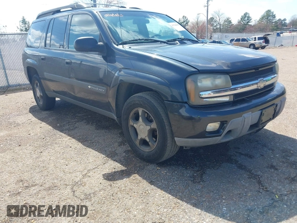 2004 Chevrolet TrailBlazer EXT LT with VIN 1GNET16S046124176, listed as a IAAI auction lot 41784048 with 186,297 mi miles. Bid and sale history available at carsss.com. Image 1.