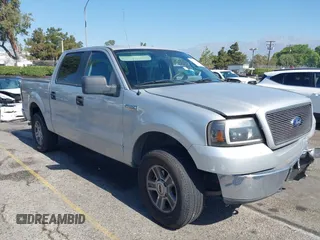 2006 Ford F-150 XLT с VIN 1FTRW14W76KD37739, выставлен на аукционе IAAI как лот 42706614 с пробегом 325 028 миль миль и . История ставок и продаж доступна на DreamBid. Изображение 1.