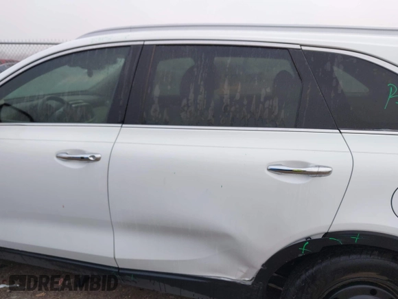 2019 Kia Sorento EX V6 with VIN 5XYPH4A55KG500564, listed as a IAAI auction lot 41169310 with 89,902 mi miles. Bid and sale history available at carsss.com. Image 14.