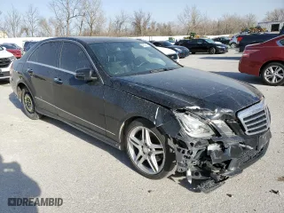 2013 Mercedes-Benz E-Class E 350 Luxury with VIN WDDHF8JB3DA737070, listed as a Copart auction lot 49237955 with 164,646 mi miles and Salvage Title. Bid and sale history available at carsss.com. Image 4.