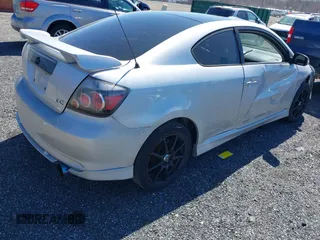2005 Scion tC with VIN JTKDE177250058672, listed as a IAAI auction lot 41897545 with 194,989 mi miles. Bid and sale history available at carsss.com. Image 4.