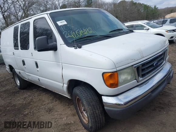 2003 Ford Econoline Cargo with VIN 1FTNE24223HC04321, listed as a IAAI auction lot 42015261 with 183,098 mi miles. Bid and sale history available at carsss.com. Image 1.