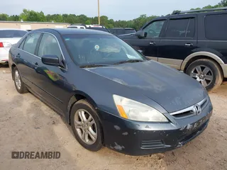 2007 Honda Accord LX SE z VIN 1HGCM56397A196123, wystawiony jako IAAI lot #42280828 z przebiegiem 257 150 mil mil oraz . Historia ofert i sprzedaży dostępna na DreamBid. Obrazek 1.
