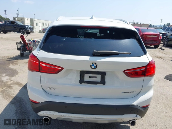 2021 BMW X1 sDrive28i z VIN WBXJG7C01M3M73496, wystawiony jako IAAI lot #42132005 z przebiegiem 23 278 mil mil oraz . Historia ofert i sprzedaży dostępna na DreamBid. Obrazek 16.