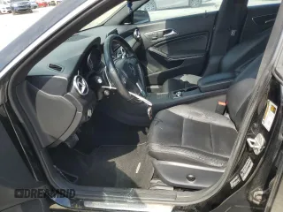 2014 Mercedes-Benz CLA 250 z VIN WDDSJ4EB1EN089391, wystawiony jako Copart lot #56491595 z przebiegiem 126 309 mil mil oraz Czysty tytuł • Clean title. Historia ofert i sprzedaży dostępna na DreamBid. Obrazek 7.