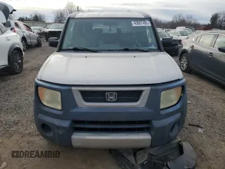 2005 Honda Element EX with VIN 5J6YH18685L015615, listed as a Copart auction lot 43807485 with 306,146 mi miles and Salvage Title. Bid and sale history available at DreamBid. Image 5.