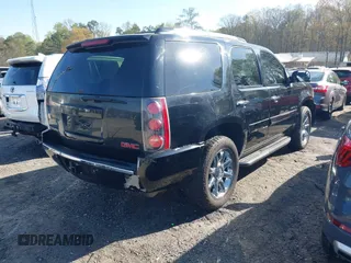 2008 GMC Yukon Denali z VIN 1GKFK63848J131662, wystawiony jako IAAI lot #41887718 z przebiegiem 319 420 mil mil oraz . Historia ofert i sprzedaży dostępna na DreamBid. Obrazek 4.