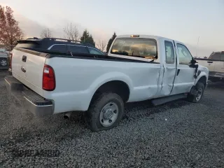 2010 Ford F-250 XL z VIN 1FTSX2B59AEA46522, wystawiony jako Copart lot #82400814 z przebiegiem 152 220 mil mil oraz Szkody całkowita. Historia ofert i sprzedaży dostępna na DreamBid. Obrazek 3.