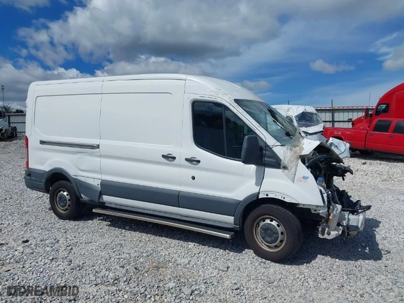 2018 Ford Transit Van with VIN 1FTYR2CG0JKA31607, listed as a IAAI auction lot 40187043 with 561,704 mi miles. Bid and sale history available at carsss.com. Image 18.
