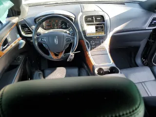 2017 Lincoln MKX Reserve z VIN 2LMPJ6LR1HBL50045, wystawiony jako Copart lot #54411455 z przebiegiem 49 704 mil mil oraz Szkoda całkowita • Salvage title. Historia ofert i sprzedaży dostępna na DreamBid. Obrazek 8.