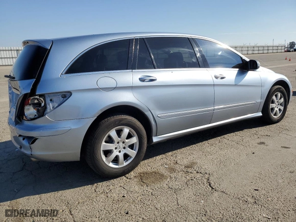 2007 Mercedes-Benz R-Class 3.5L with VIN 4JGCB65E67A055986, listed as a Copart auction lot 42439415 with 129,719 mi miles and Salvage Title. Bid and sale history available at carsss.com. Image 3.