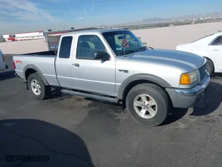 2003 Ford Ranger XL Fleet with VIN 1FTZR45EX3PA37013, listed as a IAAI auction lot 42088595 with 194,028 mi miles. Bid and sale history available at carsss.com. Image 13.