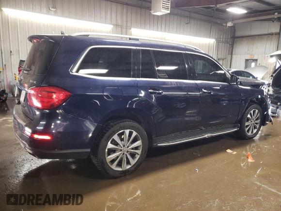 2014 Mercedes-Benz GL 450 z VIN 4JGDF7CE9EA345301, wystawiony jako Copart lot #49129005 z przebiegiem 120 981 mil mil oraz Szkoda całkowita • Salvage title. Historia ofert i sprzedaży dostępna na DreamBid. Obrazek 3.