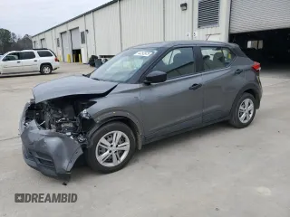 2020 Nissan Kicks S with VIN 3N1CP5BV3LL544243, listed as a Copart auction lot 44253975 with 104,083 mi miles and Salvage Title. Bid and sale history available at carsss.com. Image 1.
