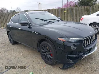 2017 Maserati Levante with VIN ZN661XUL6HX228414, listed as a IAAI auction lot 41898323 with 55,618 mi miles. Bid and sale history available at carsss.com. Image 1.