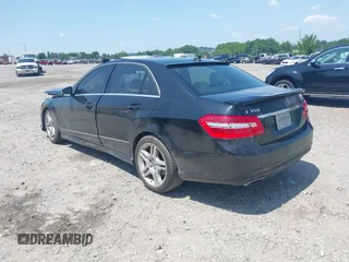 2010 Mercedes-Benz E 350 Luxury with VIN WDDHF8HBXAA102641, listed as a IAAI auction lot 42549879 with 199,517 mi miles and . Bid and sale history available at DreamBid. Image 3.