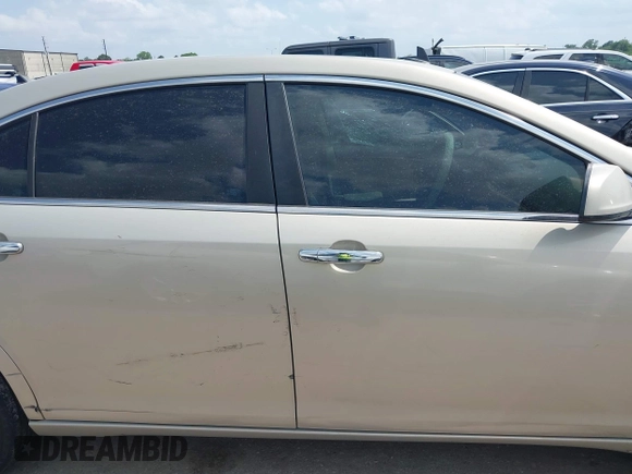 2009 Saturn Aura XR z VIN 1G8ZV57B99F234901, wystawiony jako IAAI lot #42148489 z przebiegiem Nie podano mil oraz . Historia ofert i sprzedaży dostępna na DreamBid. Obrazek 13.