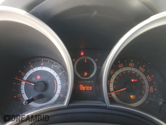 2015 Scion tC z VIN JTKJF5C76FJ010813, wystawiony jako Copart lot #58987575 z przebiegiem 108 709 mil mil oraz Szkoda całkowita • Salvage title. Historia ofert i sprzedaży dostępna na DreamBid. Obrazek 9.