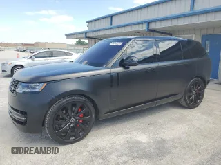 2023 Land Rover Range Rover SE z VIN SALKPBFU9PA013532, wystawiony jako Copart lot #53318255 z przebiegiem 20 504 mil mil oraz Szkoda całkowita • Salvage title. Historia ofert i sprzedaży dostępna na DreamBid. Obrazek 1.