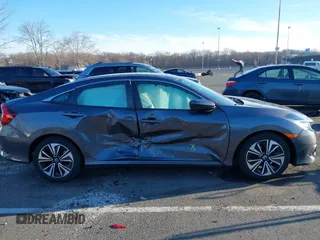 2017 Honda Civic Sedan EX-T with VIN 2HGFC1F39HH652424, listed as a IAAI auction lot 41750943 with 44,174 mi miles. Bid and sale history available at carsss.com. Image 13.