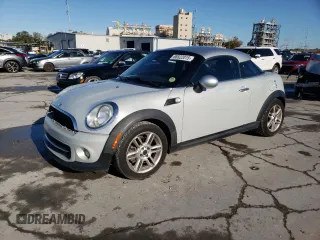 2012 MINI Cooper Coupe with VIN WMWSX1C54CT300061, listed as a Copart auction lot 88522015 with 80,980 mi miles and Salvage Title. Bid and sale history available at carsss.com. Image 1.