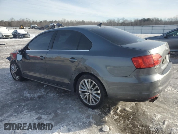 2012 Volkswagen Jetta SEL с VIN 3VWLP7AJ2CM452782, выставлен на аукционе Copart как лот 41502725 с пробегом 153 132 миль миль и Списание • Salvage title. История ставок и продаж доступна на DreamBid. Изображение 2.
