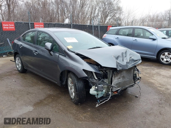 2013 Honda Civic LX z VIN 19XFB2F52DE018337, wystawiony jako IAAI lot #41186651 z przebiegiem 171 348 mil mil oraz . Historia ofert i sprzedaży dostępna na DreamBid. Obrazek 1.