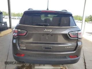 2018 Jeep Compass Limited z VIN 3C4NJCCBXJT361662, wystawiony jako Copart lot #57085315 z przebiegiem 61 815 mil mil oraz Szkoda całkowita • Salvage title. Historia ofert i sprzedaży dostępna na DreamBid. Obrazek 6.