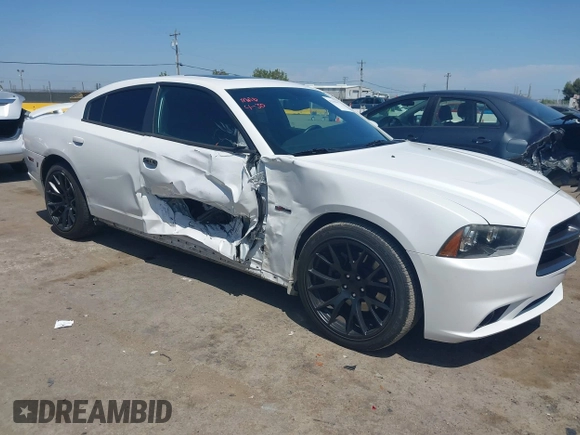 2014 Dodge Charger RT z VIN 2C3CDXCT1EH309189, wystawiony jako IAAI lot #42158197 z przebiegiem 92 074 mil mil oraz . Historia ofert i sprzedaży dostępna na DreamBid. Obrazek 1.
