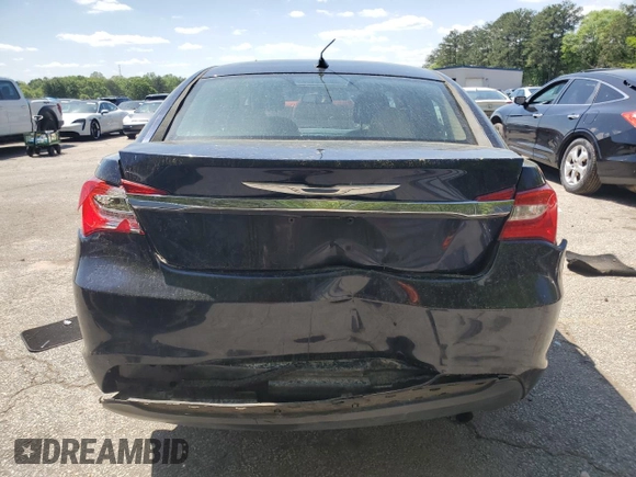 2012 Chrysler 200 Touring z VIN 1C3CCBBB3CN189625, wystawiony jako Copart lot #52030465 z przebiegiem 245 535 mil mil oraz Szkoda całkowita • Salvage title. Historia ofert i sprzedaży dostępna na DreamBid. Obrazek 6.