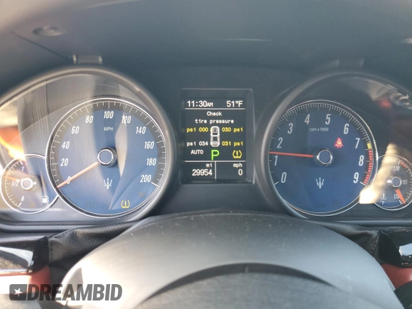 2015 Maserati GranTurismo Sport with VIN ZAM45MMAXF0155477, listed as a Copart auction lot 81116633 with 29,954 mi miles and Salvage title. Bid and sale history available at DreamBid. Image 9.