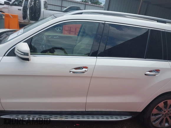 2019 Mercedes-Benz GLS 450 с VIN 4JGDF6EE6KB219197, выставлен на аукционе IAAI как лот 42335344 с пробегом 82 159 миль миль и . История ставок и продаж доступна на DreamBid. Изображение 15.