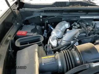 2022 Chevrolet Silverado 3500HD LT z VIN 1GC4YTEYXNF328928, wystawiony jako Copart lot #44211345 z przebiegiem 55 214 mil mil oraz Czysty tytuł • Clean title. Historia ofert i sprzedaży dostępna na DreamBid. Obrazek 13.