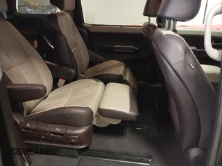 2018 Kia Sedona SX-L with VIN KNDME5C15J6396705, listed as a IAAI auction lot 41500453 with 102,636 mi miles. Bid and sale history available at carsss.com. Image 8.