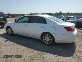 2006 Toyota Avalon XL with VIN 4T1BK36B96U164292, listed as a Copart auction lot 63977205 with 228,341 mi miles and Clean title. Bid and sale history available at DreamBid. Image 2.