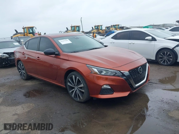 2020 Nissan Altima 2.5 SR with VIN 1N4BL4CVXLC186704, listed as a IAAI auction lot 41905204 with 67,102 mi miles. Bid and sale history available at carsss.com. Image 13.