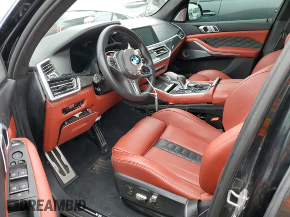 2021 BMW X5 M z VIN 5YMJU0C0XM9H13455, wystawiony jako Copart lot #59625375 z przebiegiem Nie podano mil oraz Szkoda całkowita • Salvage title. Historia ofert i sprzedaży dostępna na DreamBid. Obrazek 7.