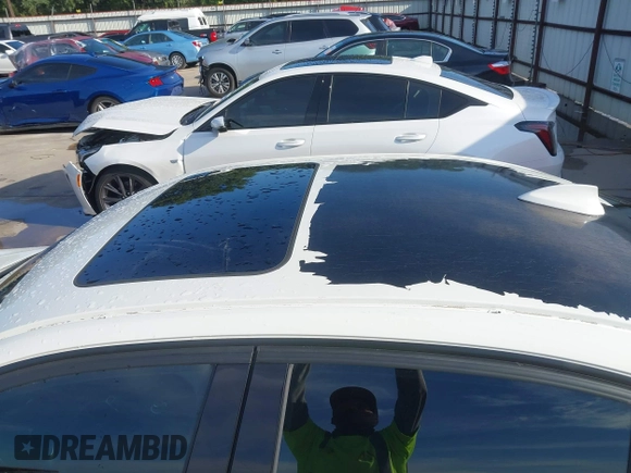 2013 BMW 3 Series 335i with VIN WBA3A9G52DNP36184, listed as a IAAI auction lot 42330629 with 120,377 mi miles and . Bid and sale history available at DreamBid. Image 20.