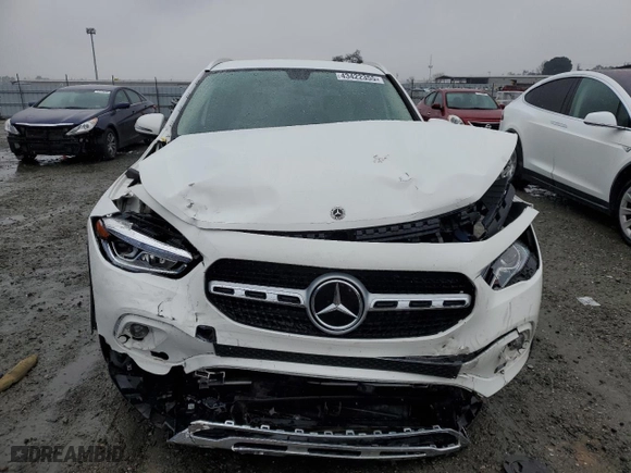 2023 Mercedes-Benz GLA with VIN W1N4N4HBXPJ492369, listed as a Copart auction lot 43422355 with 13,721 mi miles and Salvage Title. Bid and sale history available at carsss.com. Image 5.
