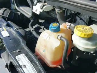 2016 Ram ProMaster Cargo с VIN 3C6TRVDG2GE105803, выставлен на аукционе IAAI как лот 41726907 с пробегом 171 109 миль миль и . История ставок и продаж доступна на DreamBid. Изображение 18.